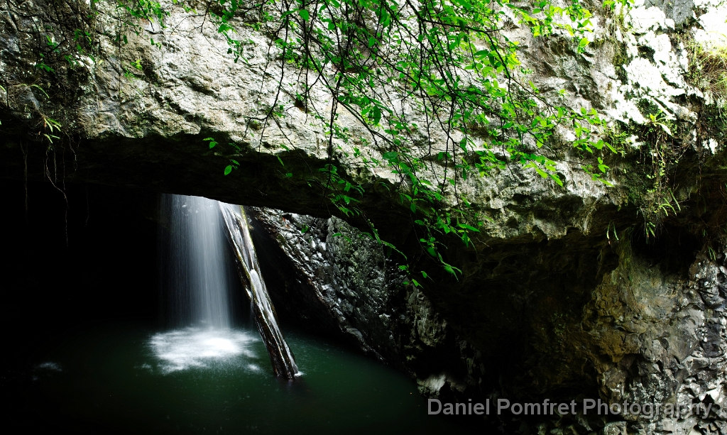 The Fall Water, Natural Bridge in Springbrook National Park, Australia