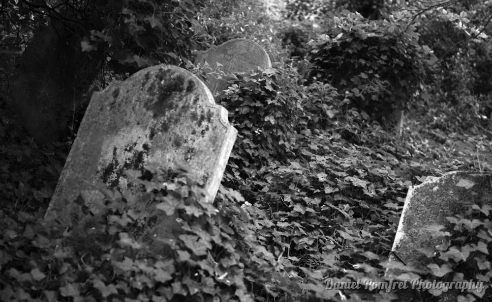 Headstone, Gravestone, Nunhead Cemetery, London B&W, 2014955