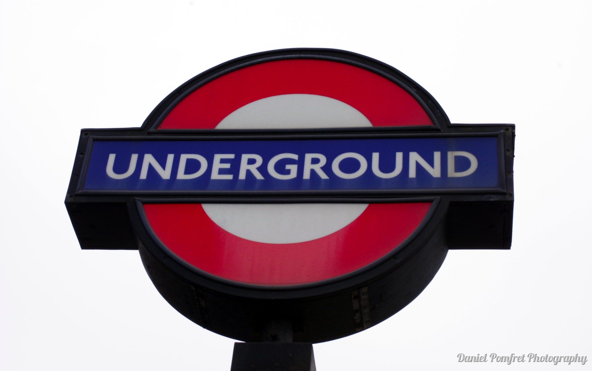 London Underground Station, Tube Sign_UK17537